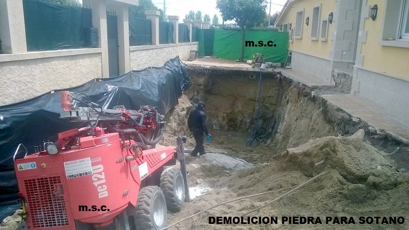 demolicion de piedras sotano